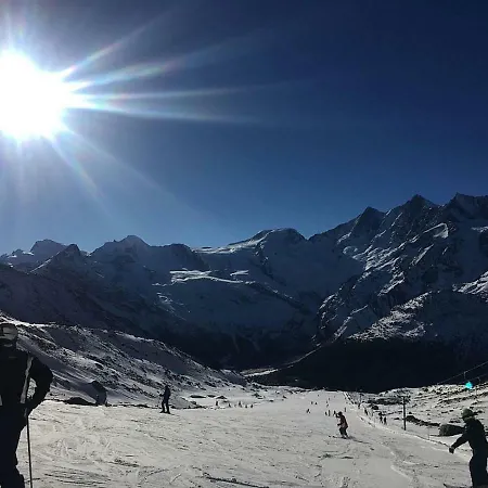 Christitia Domek alpejski *